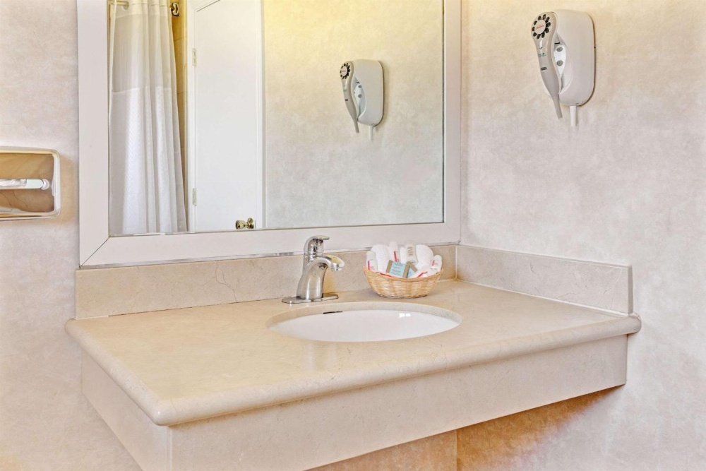 Travelodge by Wyndham Mill Valley/Sausalito Main image